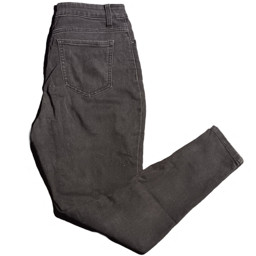 Black high waisted skinny jeans